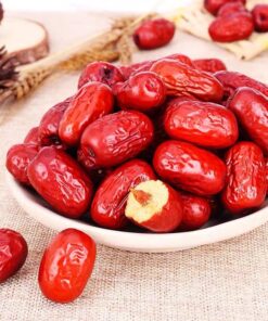 Táo đỏ sấy khô nguyên quả Satoso