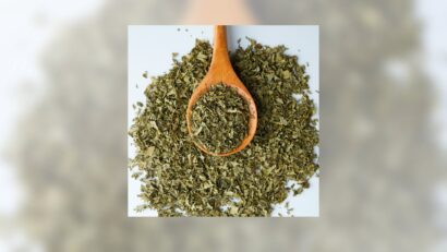 Cách dùng lá mùi tây khô chuẩn vị cho món Âu Á thơm ngon tại nhà